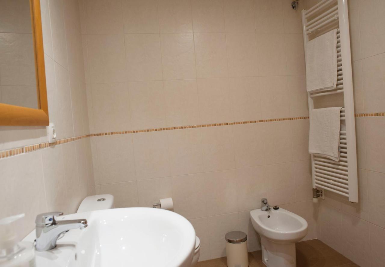 Apartament Bisaura De Ter Sant Quirze De Besora Luaran gambar