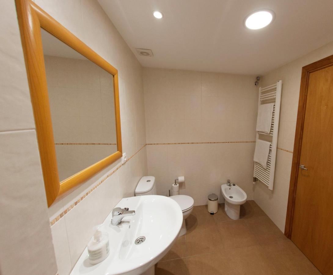 Apartament Bisaura De Ter Sant Quirze De Besora Luaran gambar