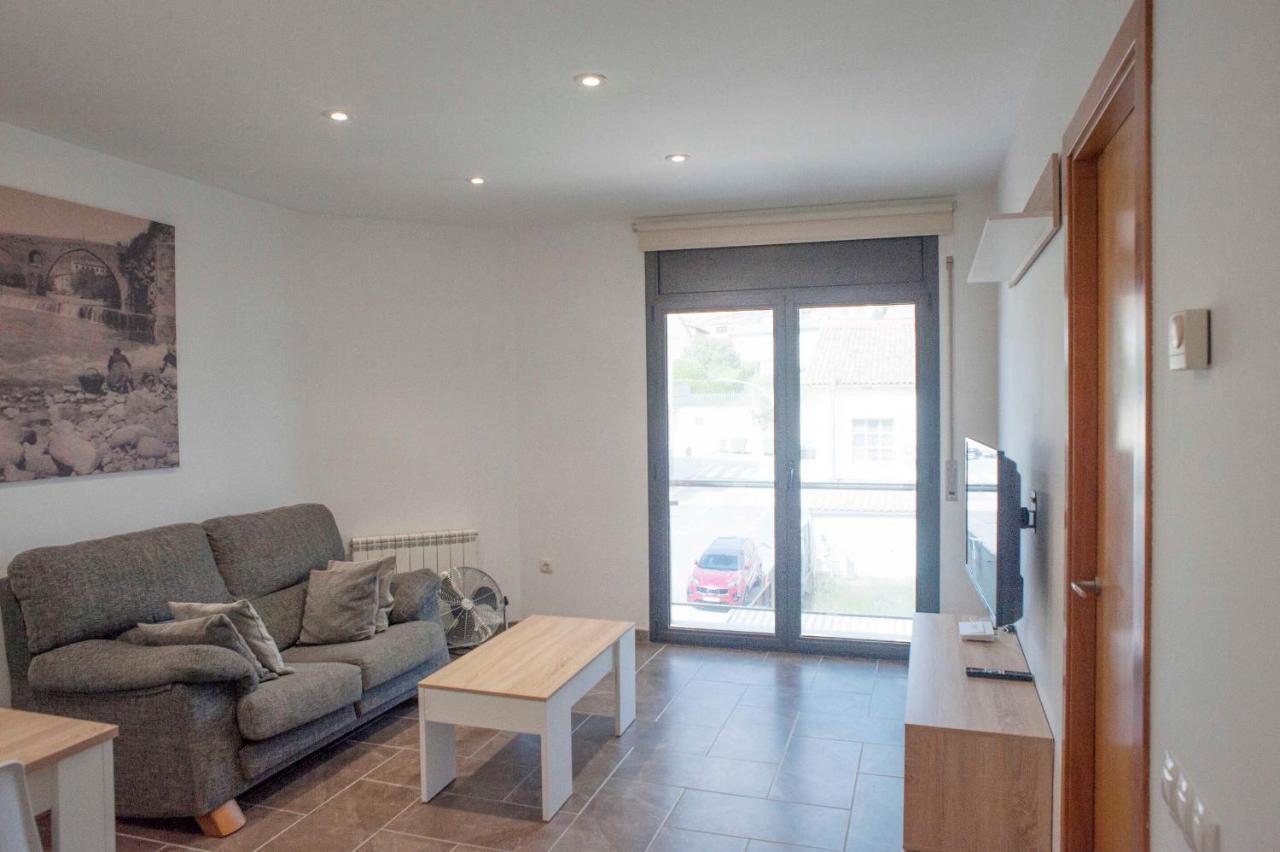 Apartament Bisaura De Ter Sant Quirze De Besora Luaran gambar